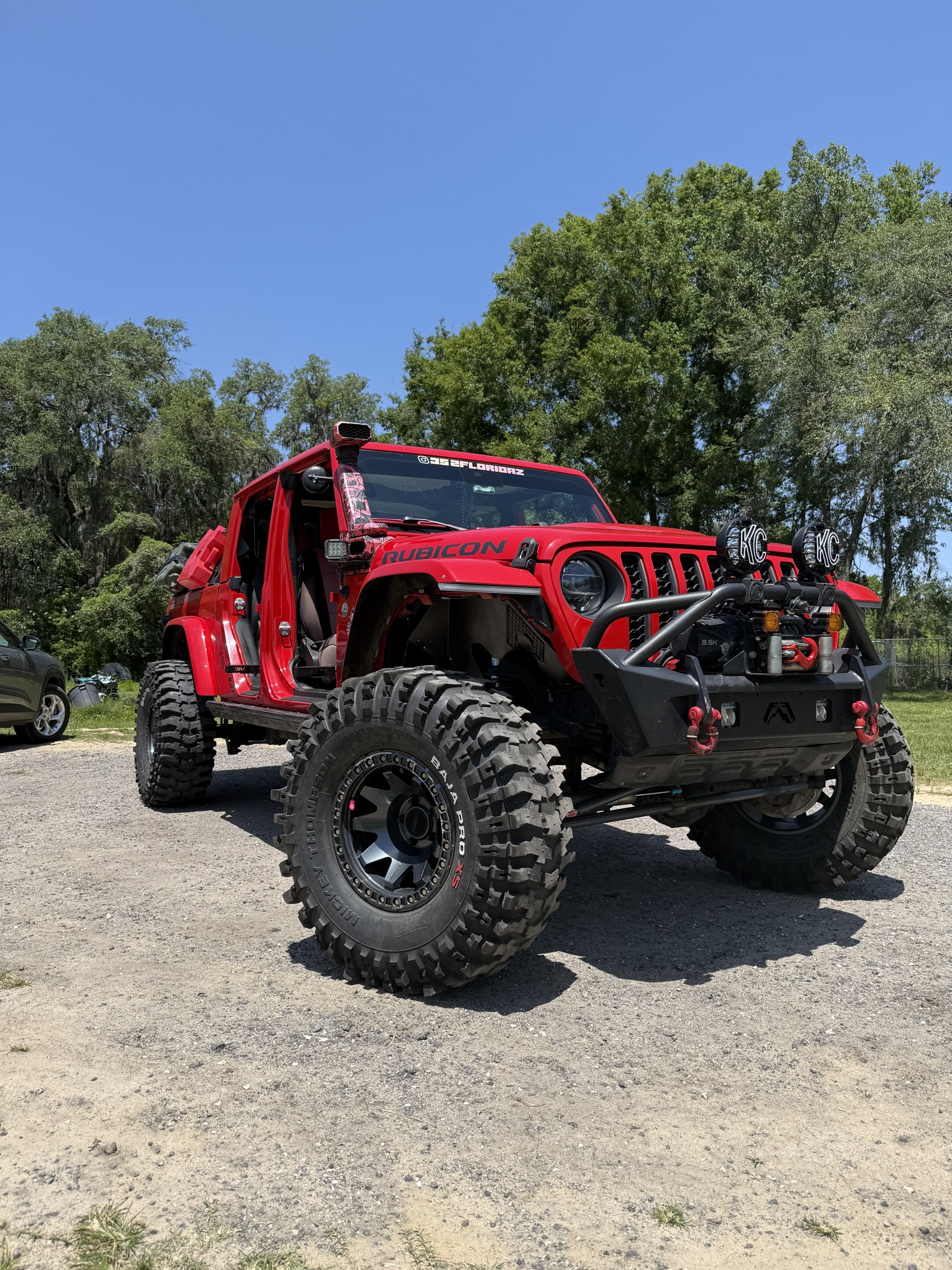 NeckBreaker Jeep Gladiator daytime front angle